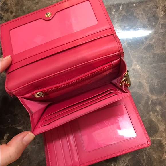 MCM trifold wallet with charms - Picture 4 of 5